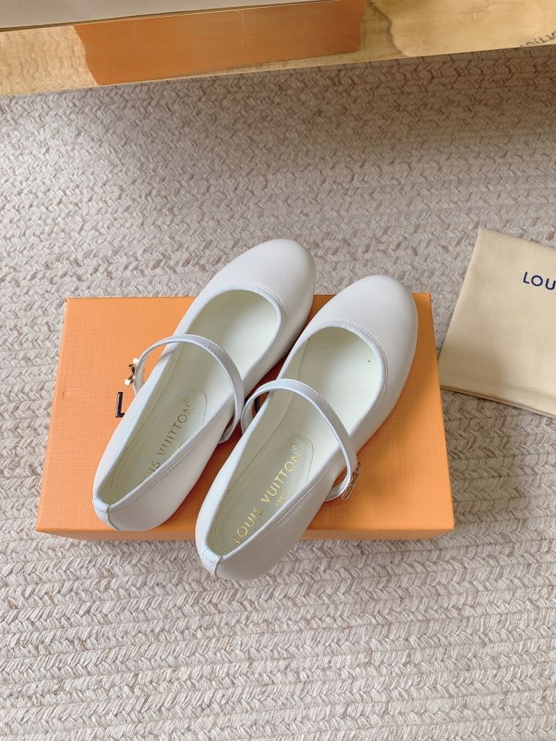 Louis Vuitton Flat Shoes